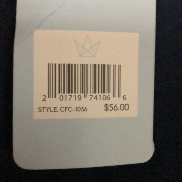 Chick Color Block Tee - Picture 6 of 8